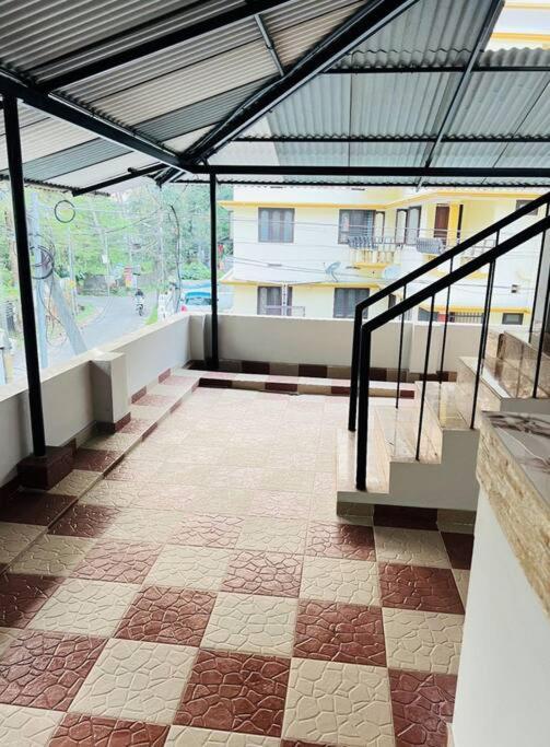 Home At Guruvayur 2 Ac Room,1 Single Bed,Kitchen Buitenkant foto